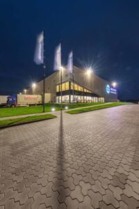 Delamode00016_2-683x1024